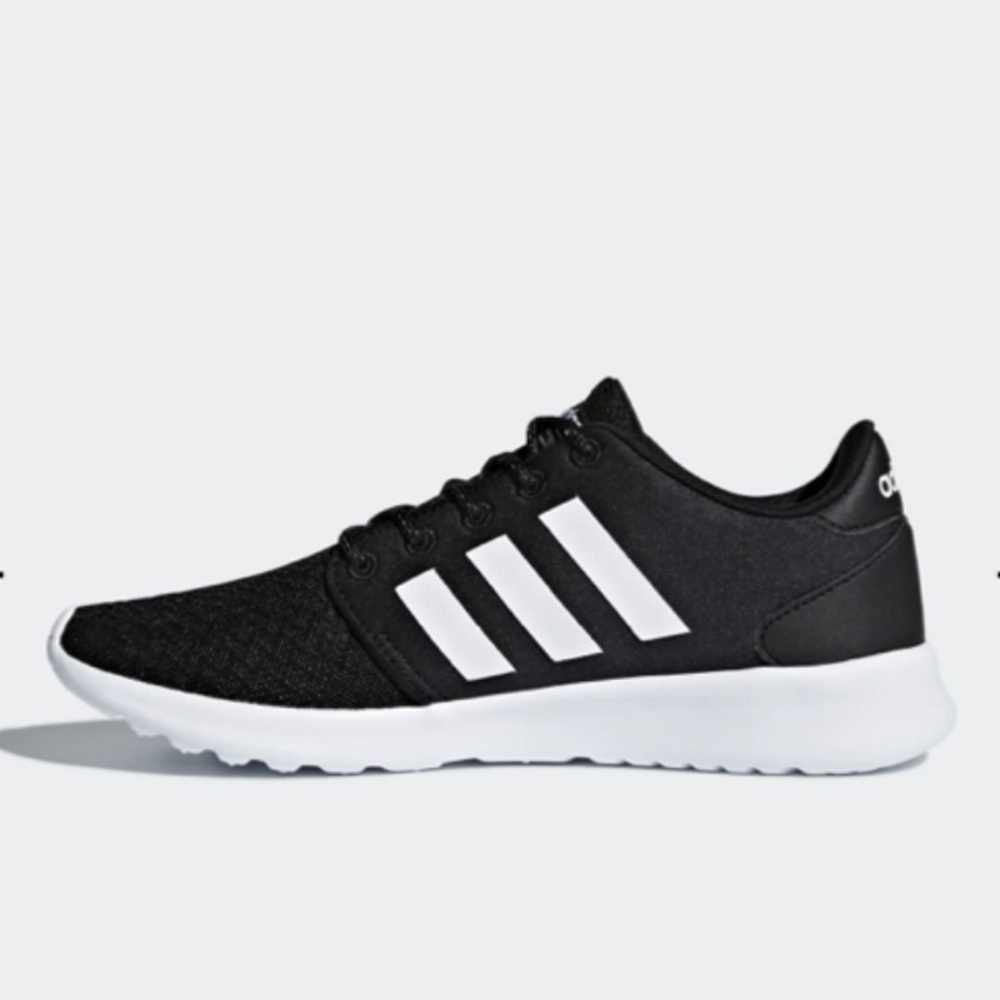 ADIDAS CLOUDFOAM QT RACER SHOES- size 8 1/2